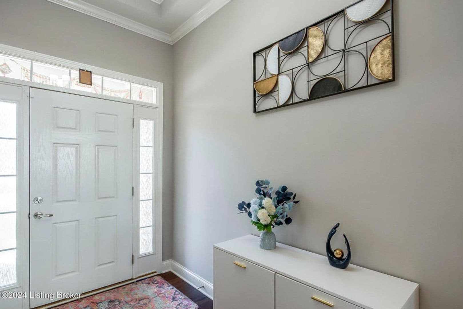 Louisville House: 107 Irondale Court