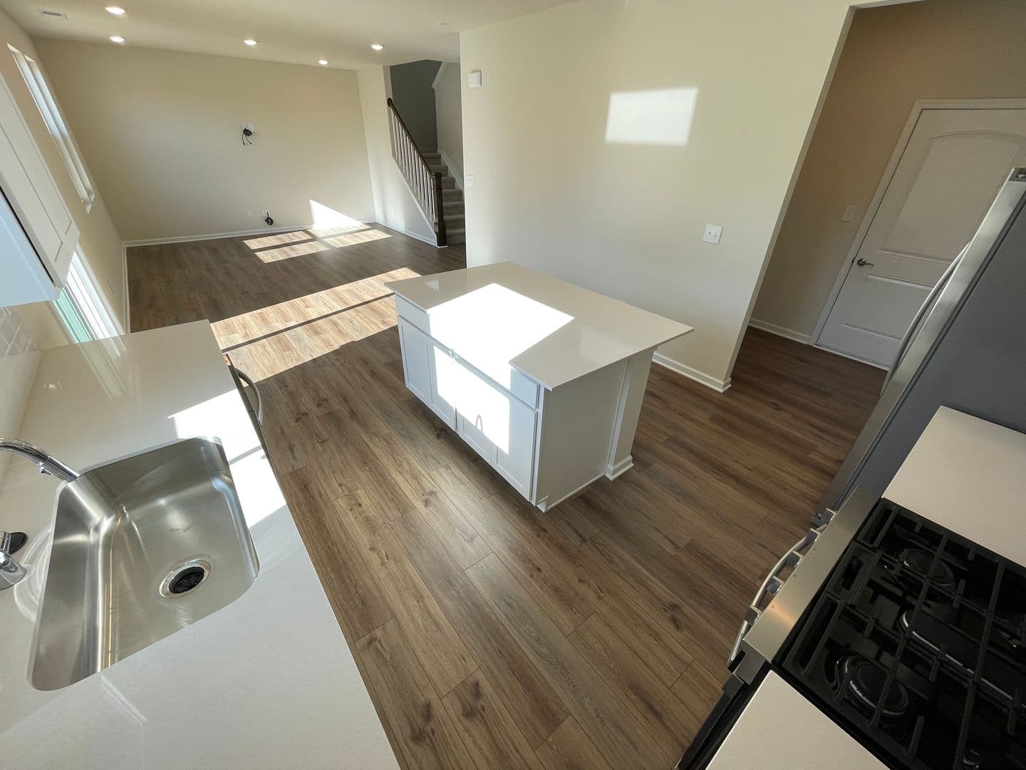 Louisville House: 16940 Aiken Ridge Circle