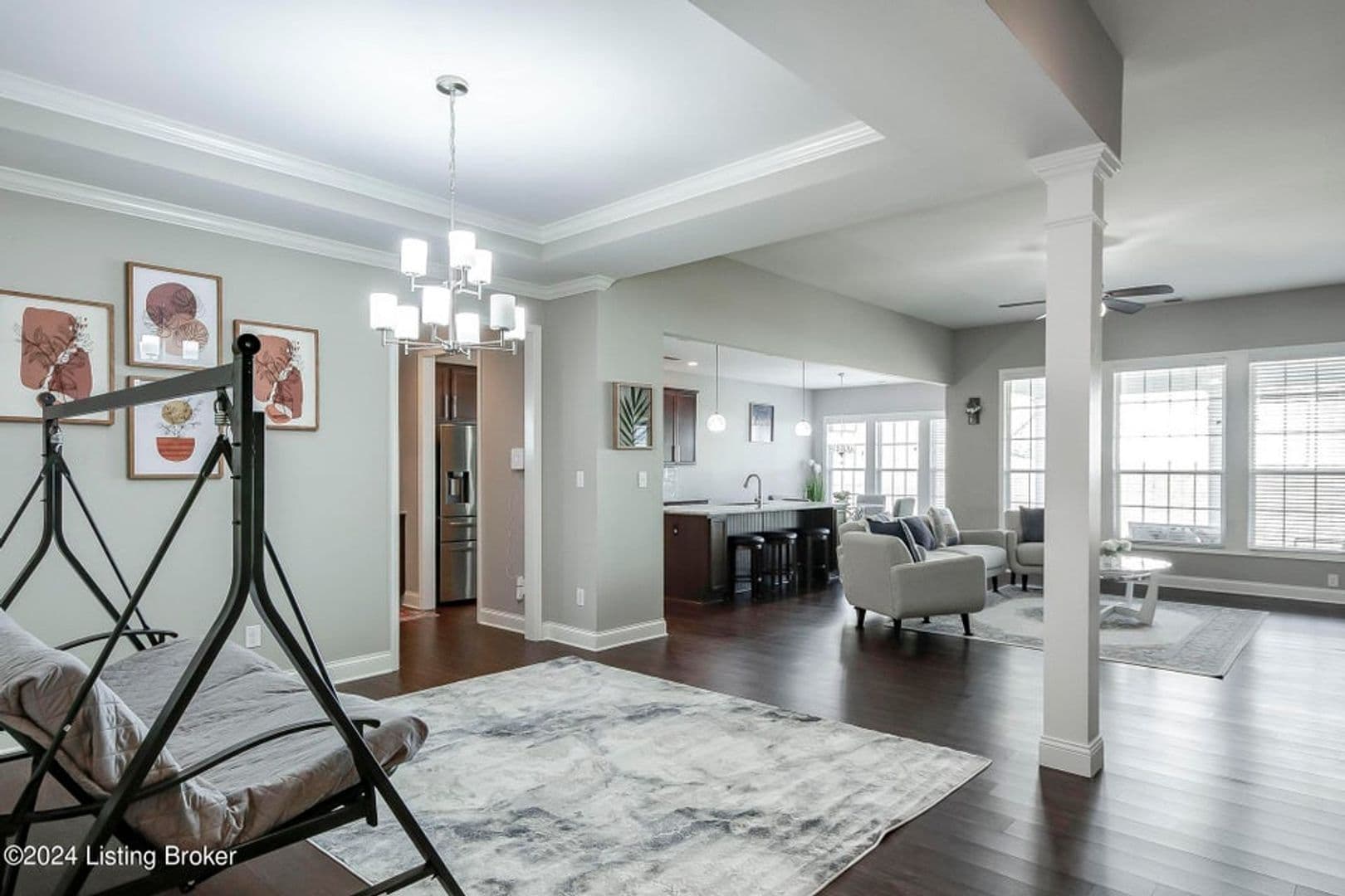 Louisville House: 107 Irondale Court