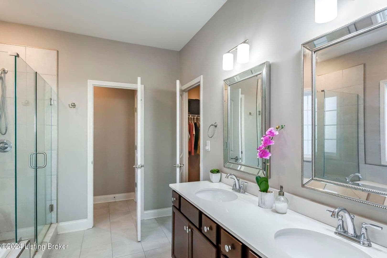 Louisville House: 107 Irondale Court