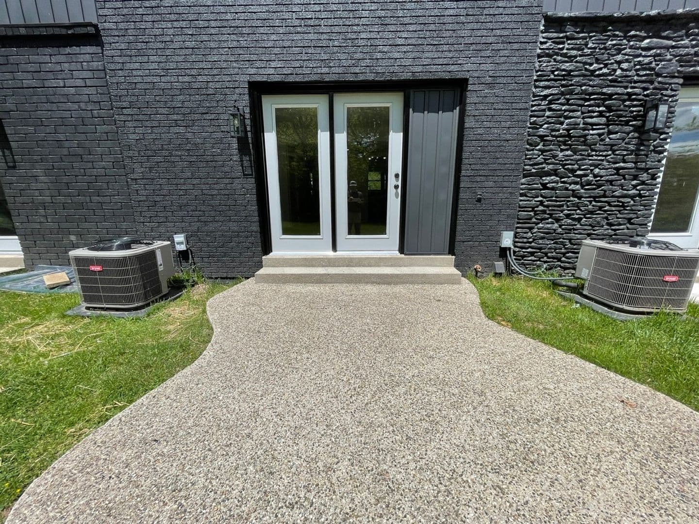 Shelbyville Apartment: 1215 Mary Ross Avenue