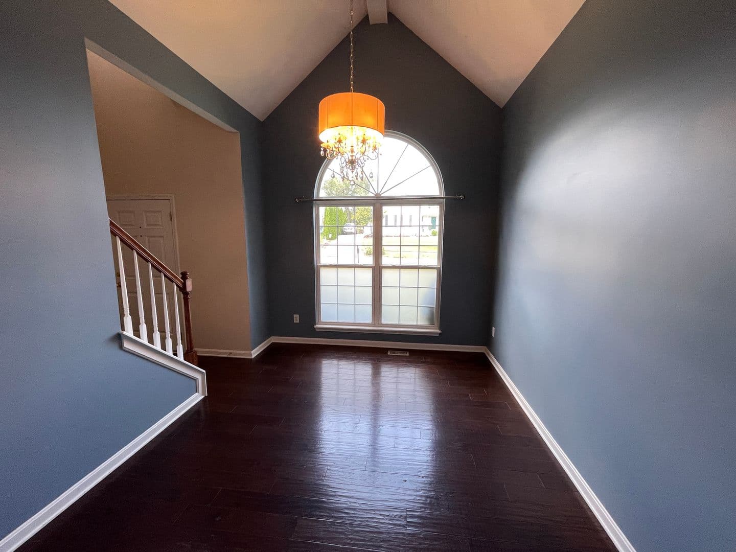 Fisherville House: 321 Arlington Meadows Drive