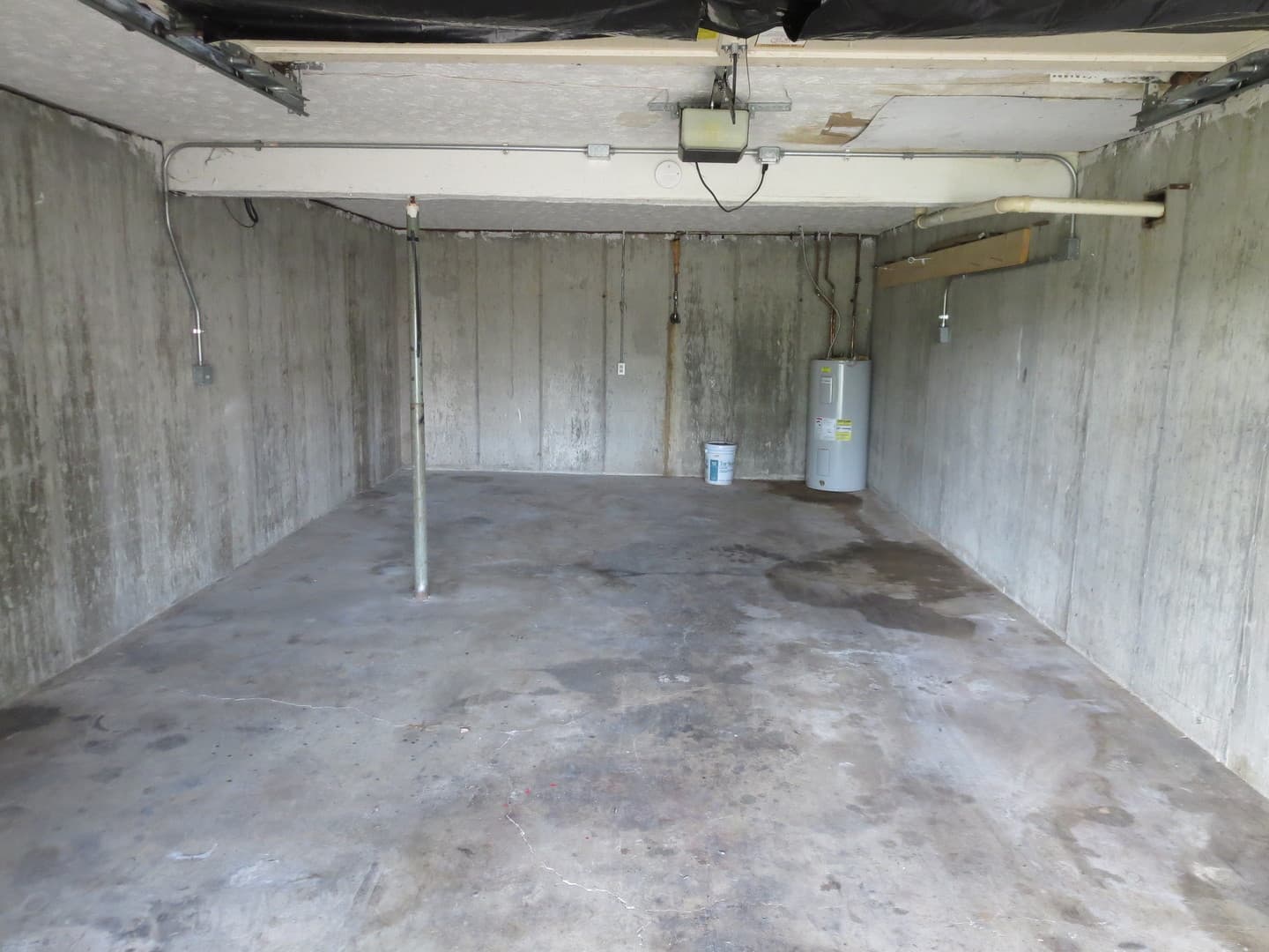 Frankfort Apartment: 410 Freedom Drive