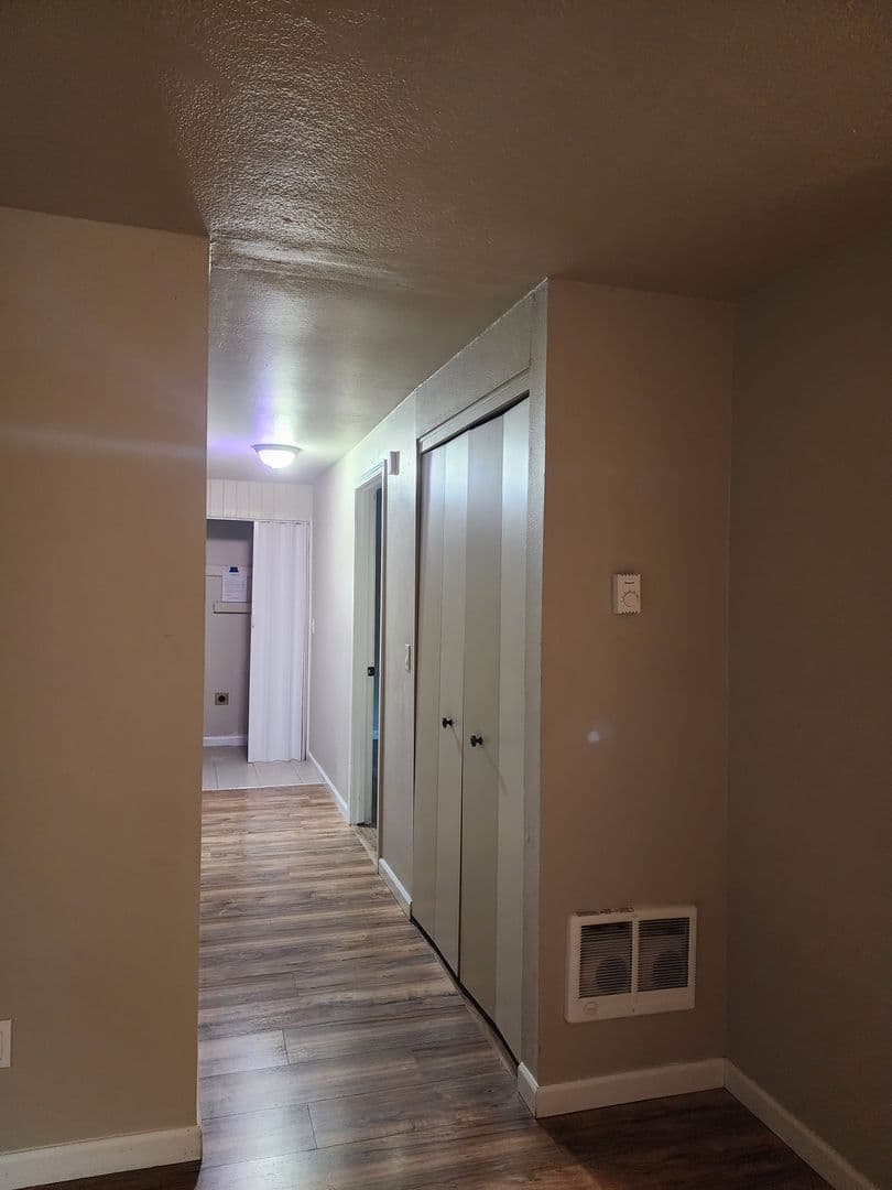 Wilsonville Multiplex: 10515 SW Tranquil Way