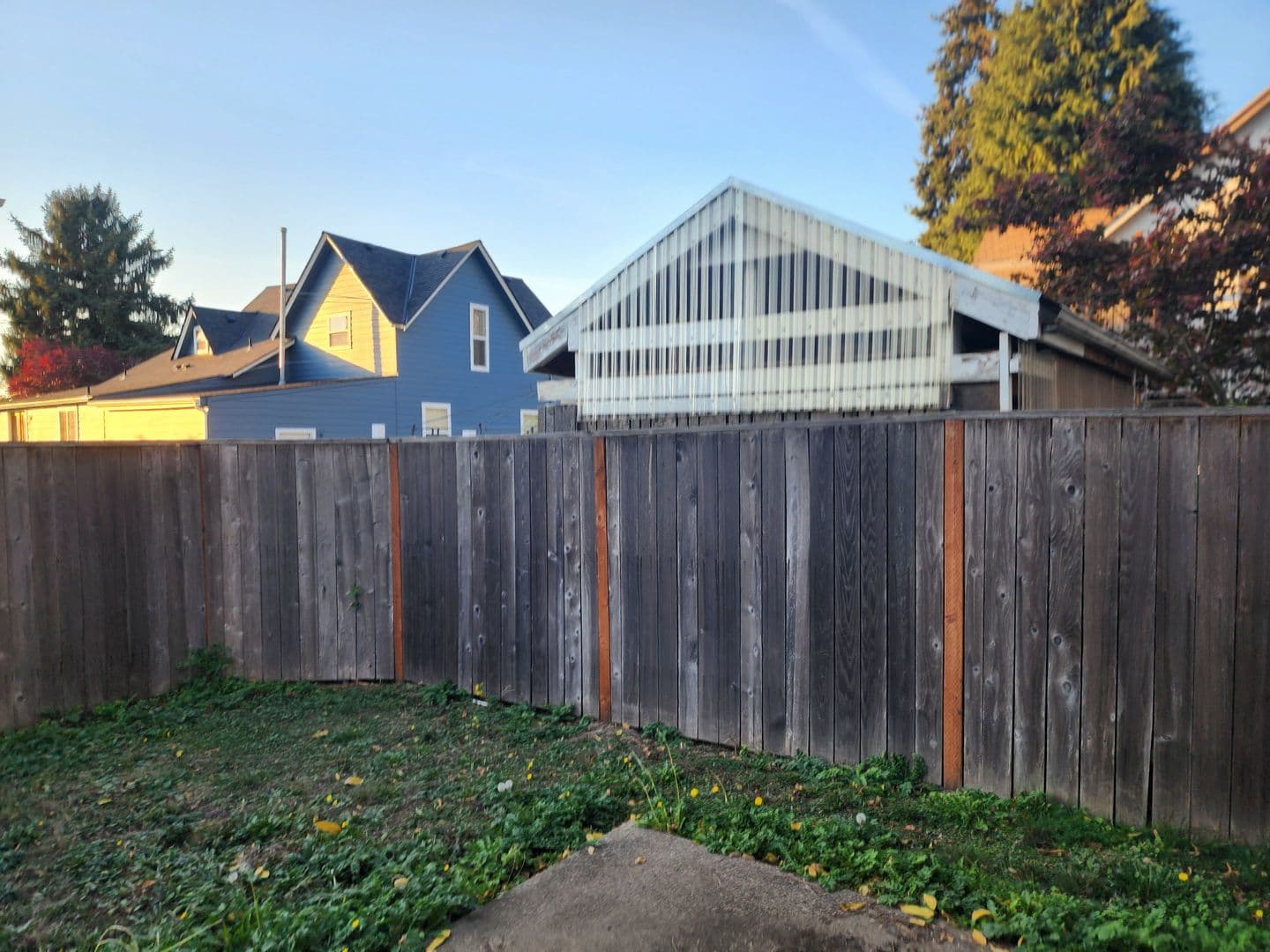 Newberg House: 520 S. Columbia St.