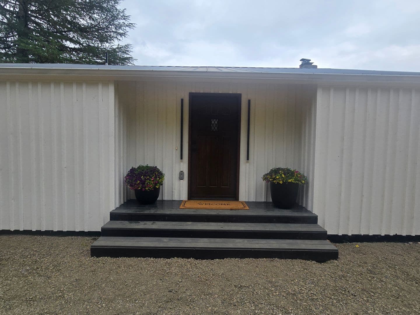 Yamhill House: 16100 NW Tupper Rd
