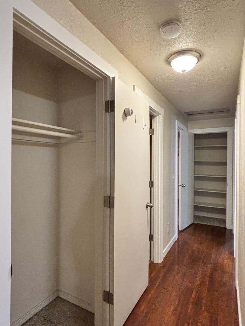 Newberg House: 3007 Douglas Ave