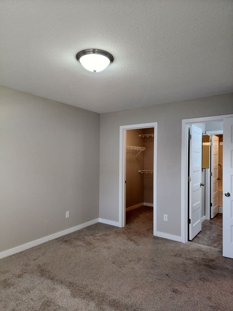 Newberg House: 520 S. Columbia St.