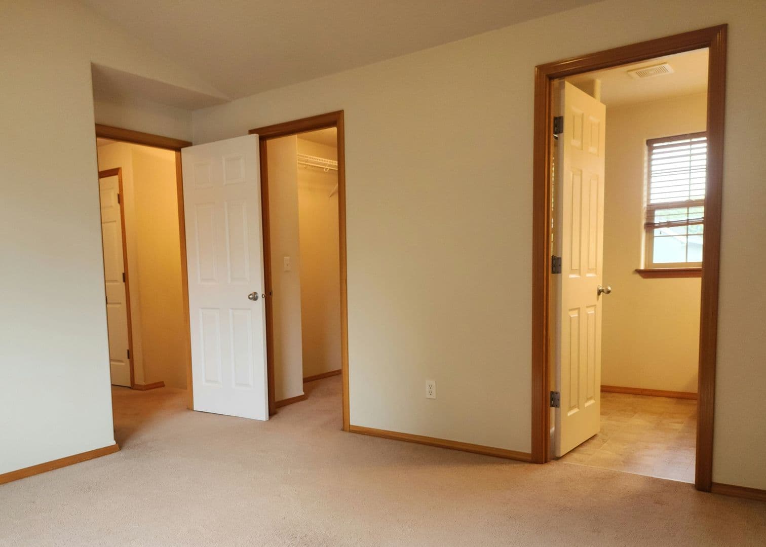 Newberg House: 800 W. First St. #4