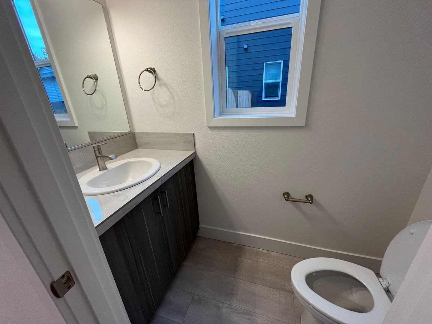 Newberg Apartment: 1550 E. 3rd St.
