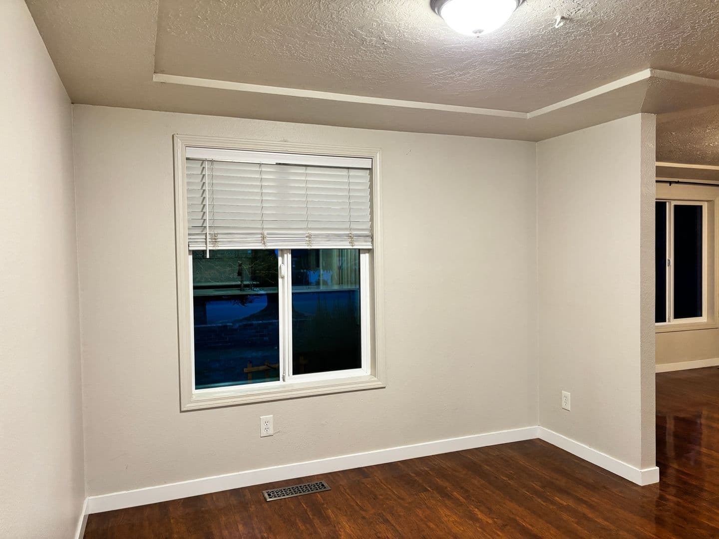 Newberg House: 3007 Douglas Ave