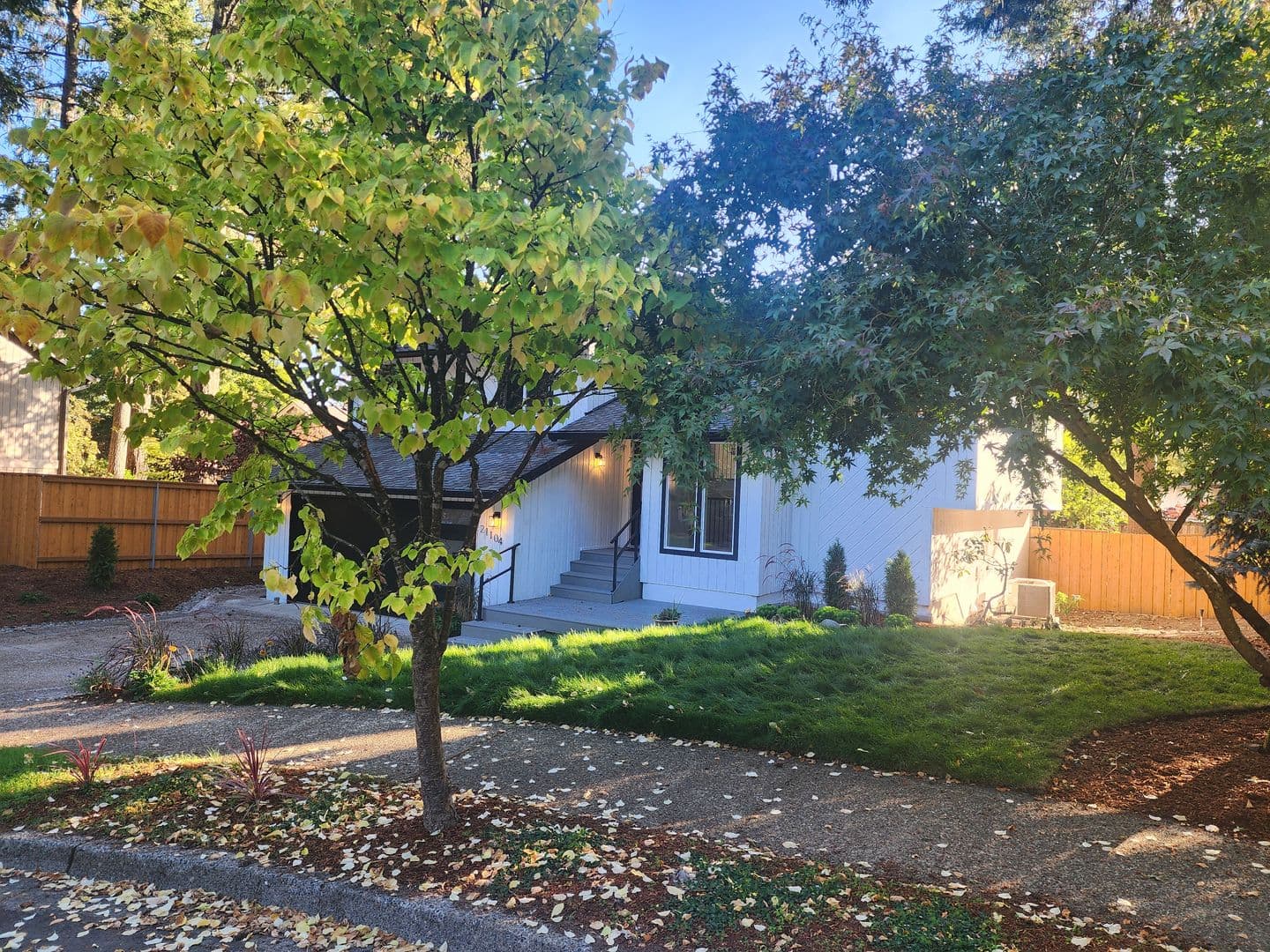 Tualatin House: 21104 SW Jameco Court
