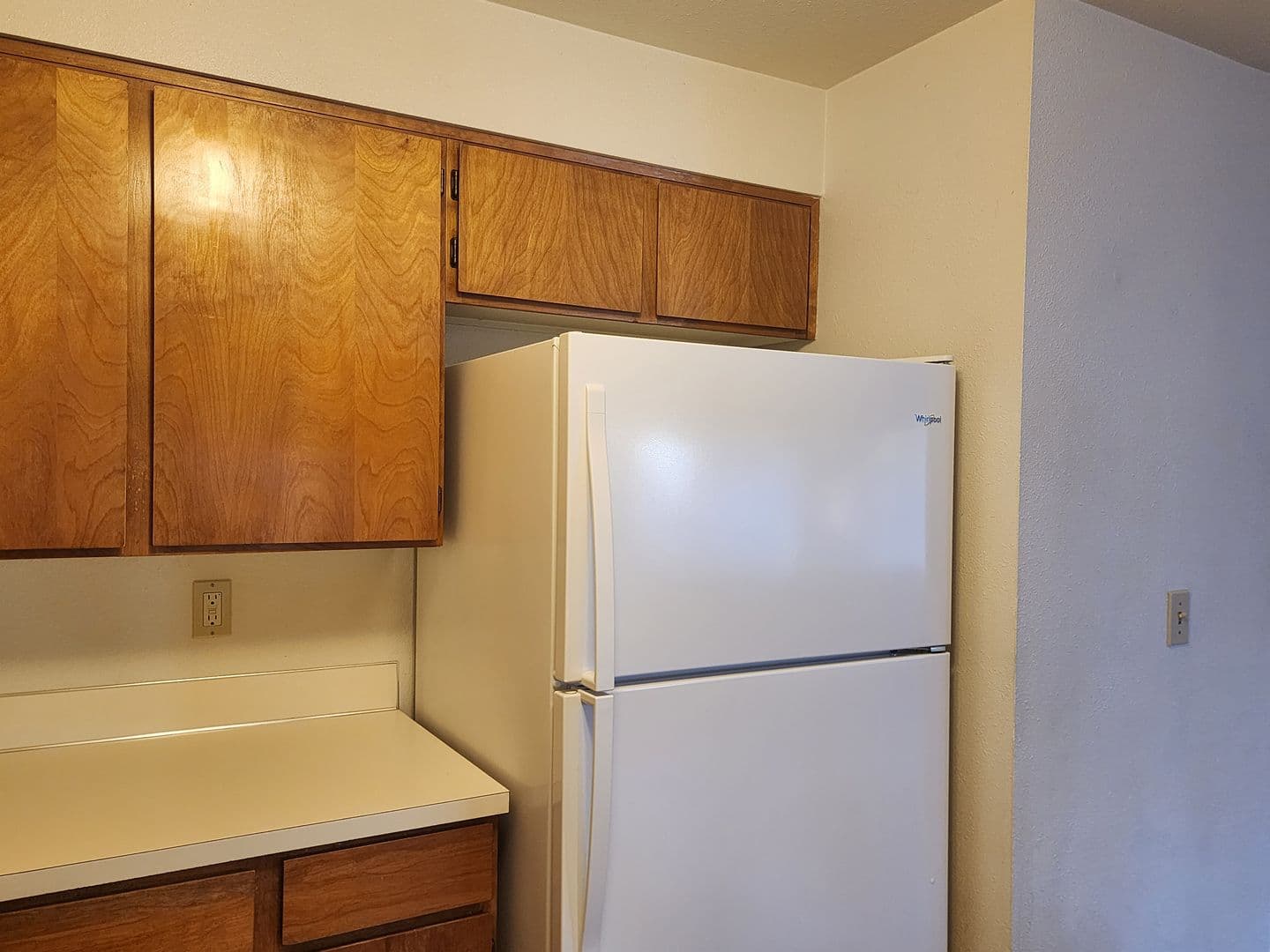 Newberg Apartment: 604 E 10th St