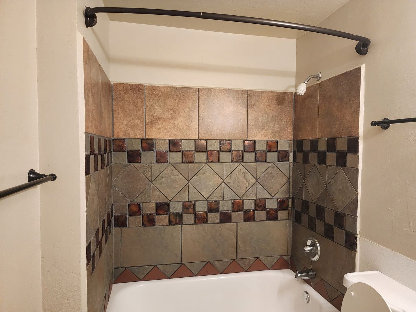 Wilsonville Multiplex: 10515 SW Tranquil Way