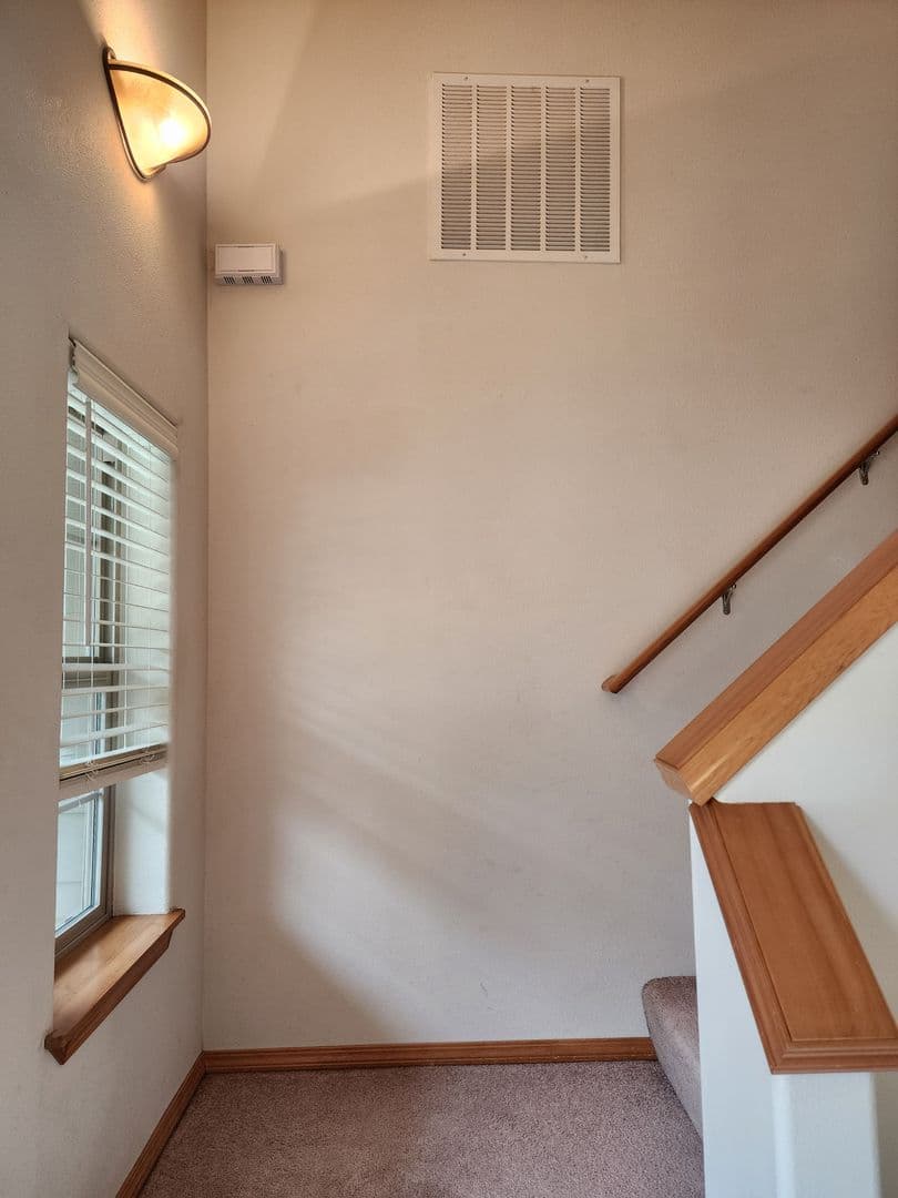 Newberg House: 800 W. First St. #4