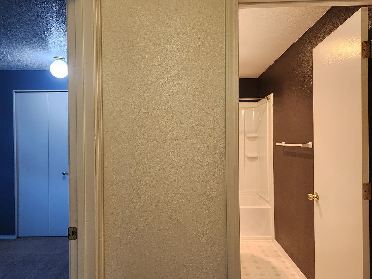 Newberg Apartment: 604 E 10th St