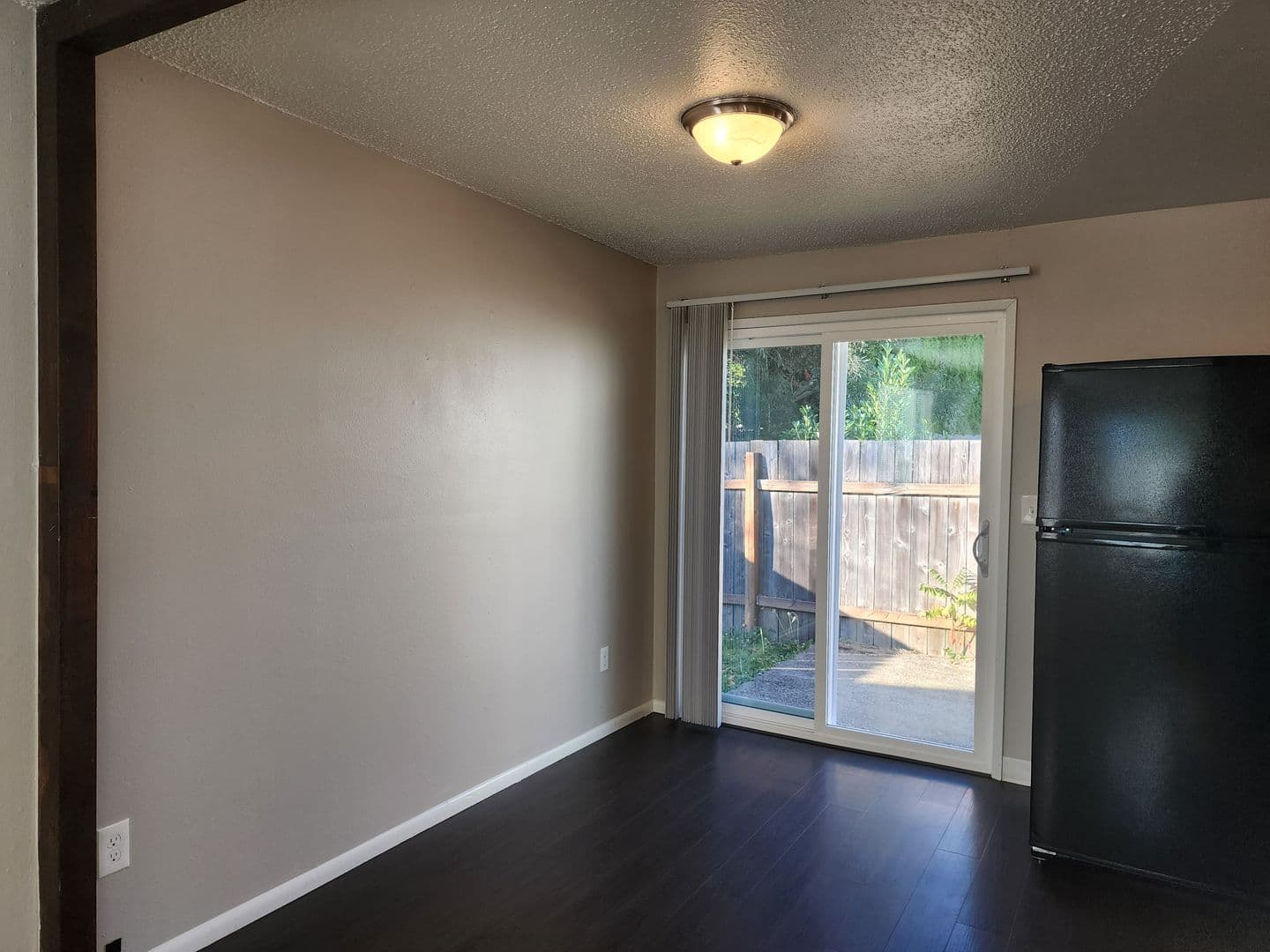 Dundee Apartment: Ione Street 4 Plex