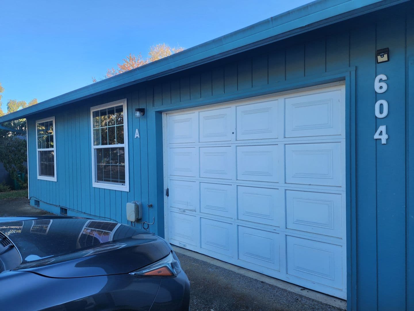 Newberg Apartment: 604 E 10th St