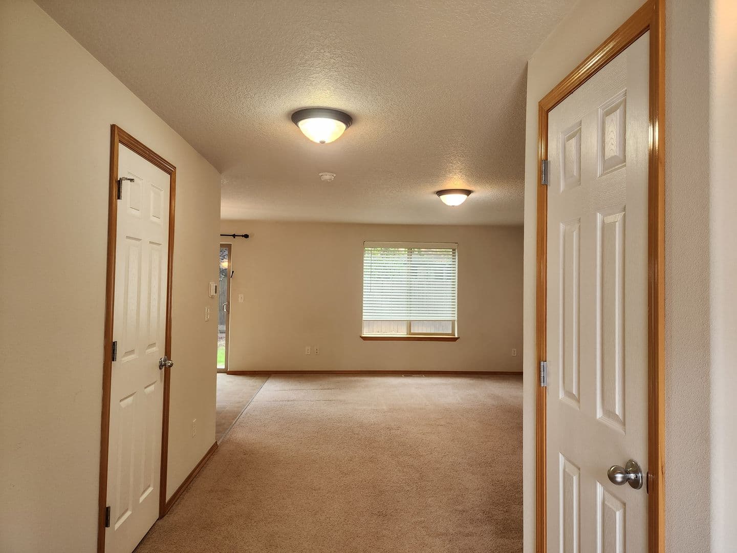Newberg House: 800 W. First St. #4