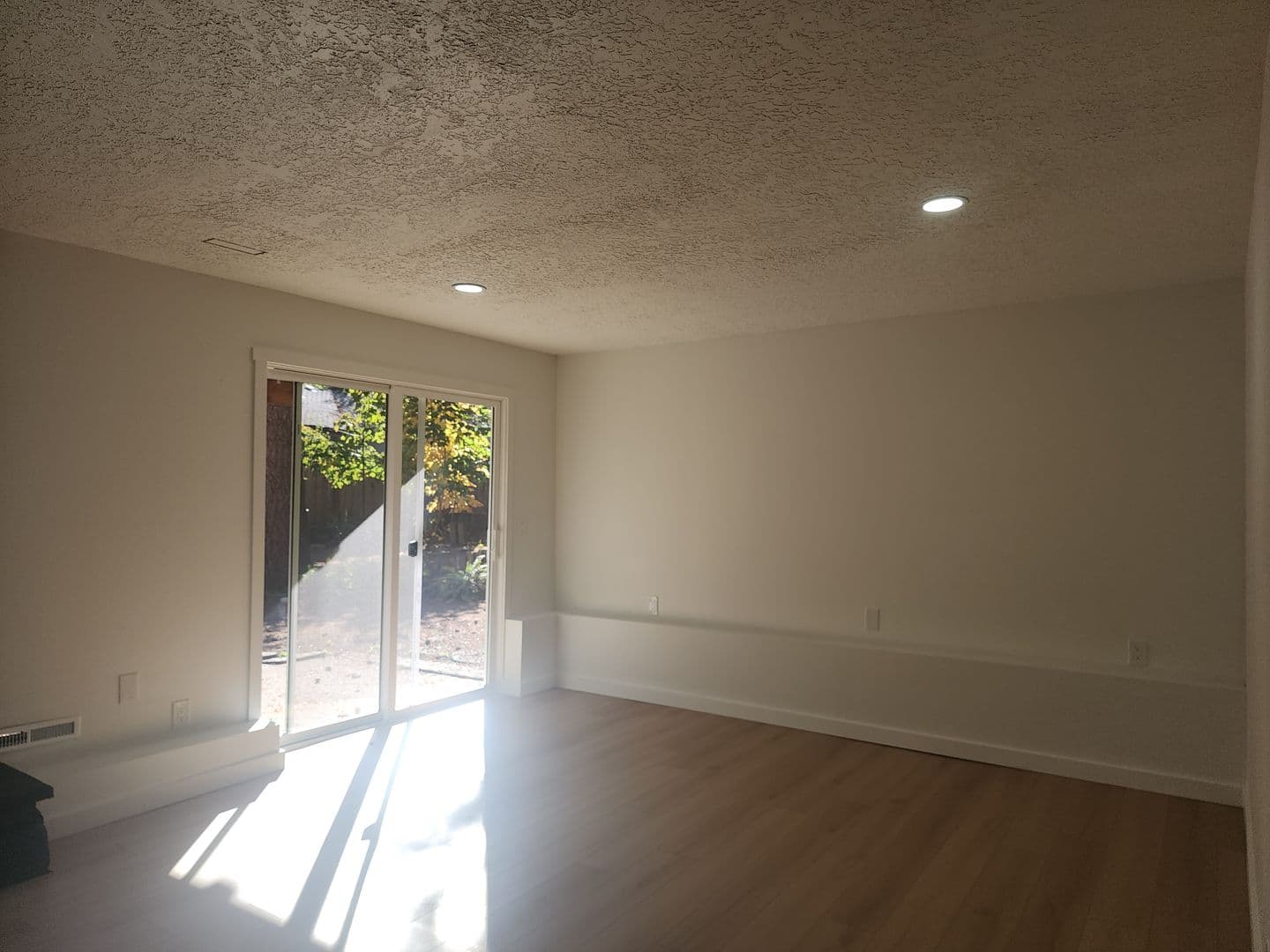 Tualatin House: 21104 SW Jameco Court