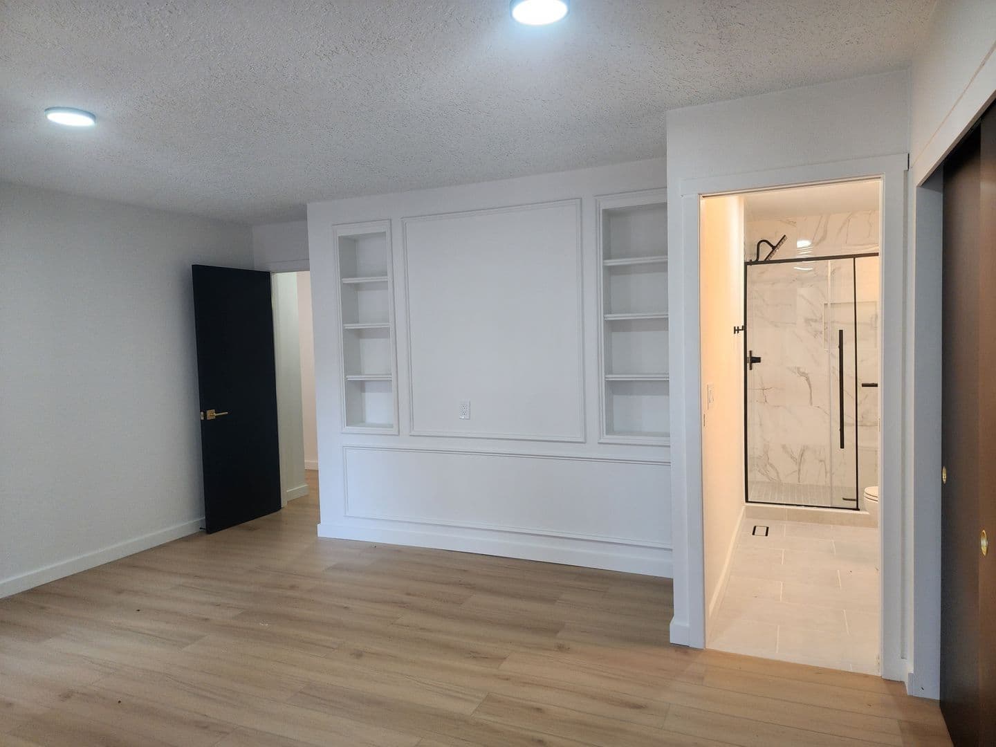 Tualatin House: 21104 SW Jameco Court