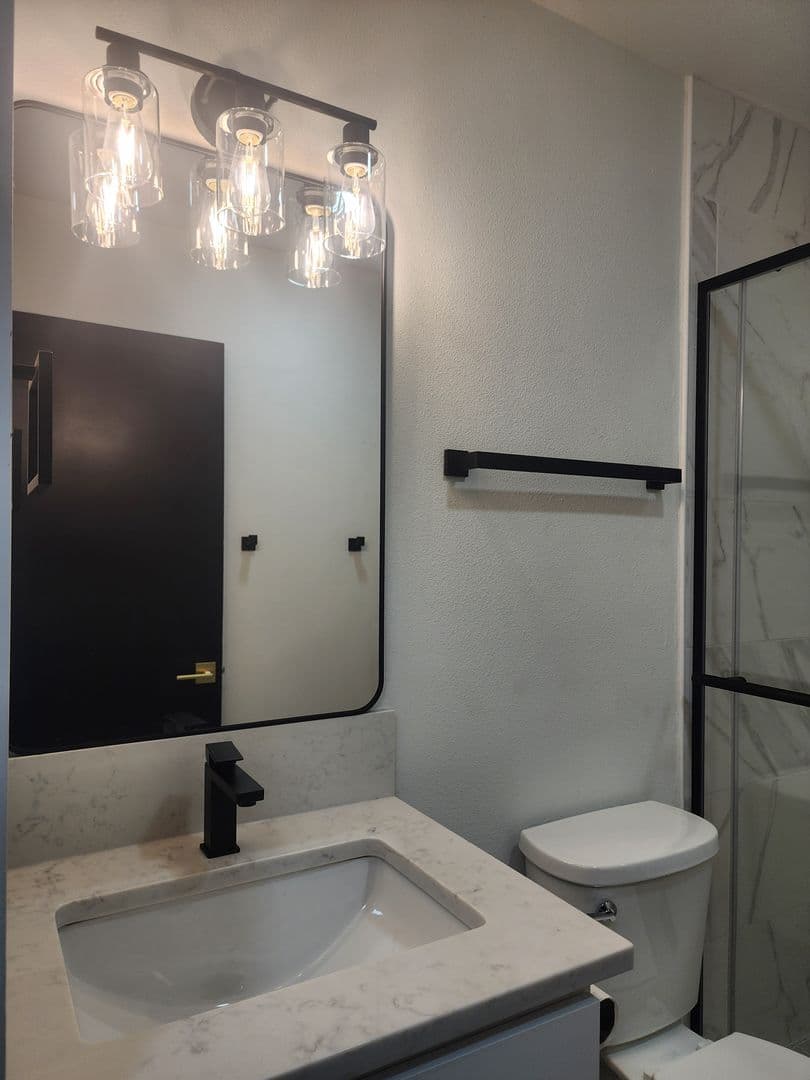Tualatin House: 21104 SW Jameco Court
