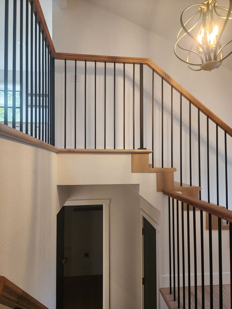 Tualatin House: 21104 SW Jameco Court