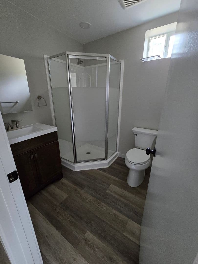 Yamhill House: 16100 NW Tupper Rd