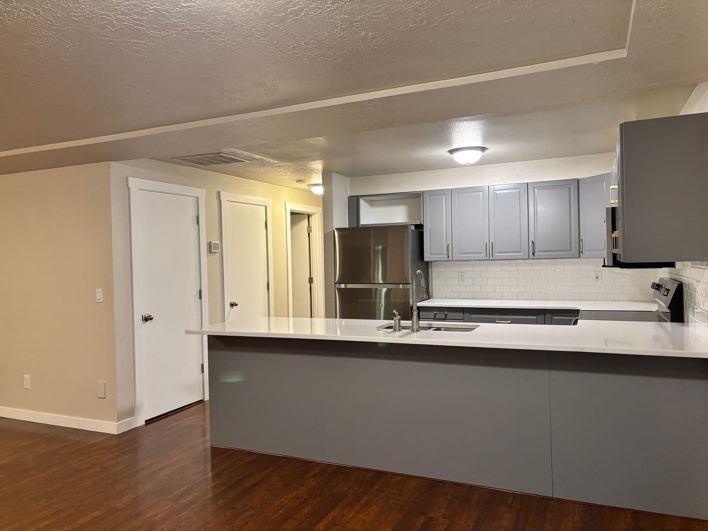 Newberg House: 3007 Douglas Ave