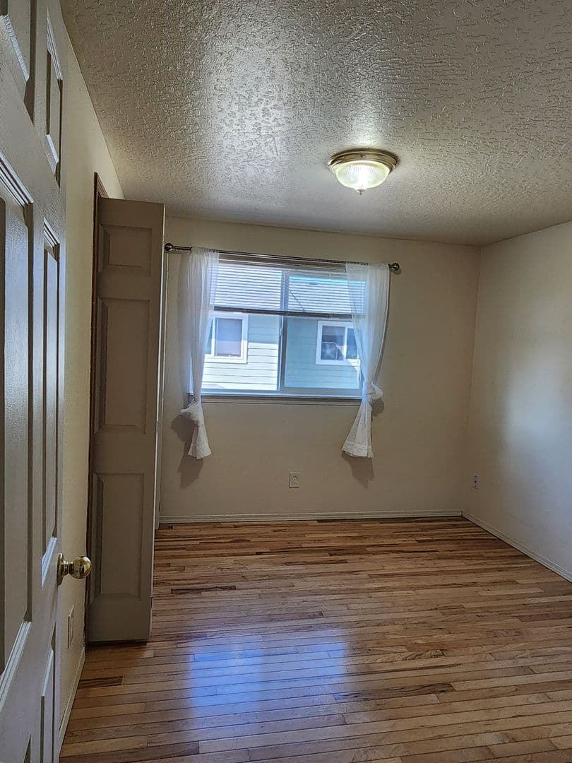 Newberg Multiplex: 929 S School St