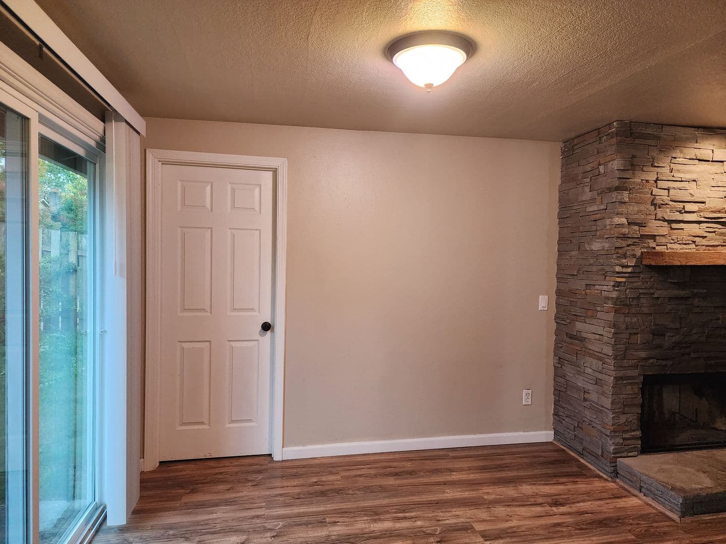 Wilsonville Multiplex: 10515 SW Tranquil Way