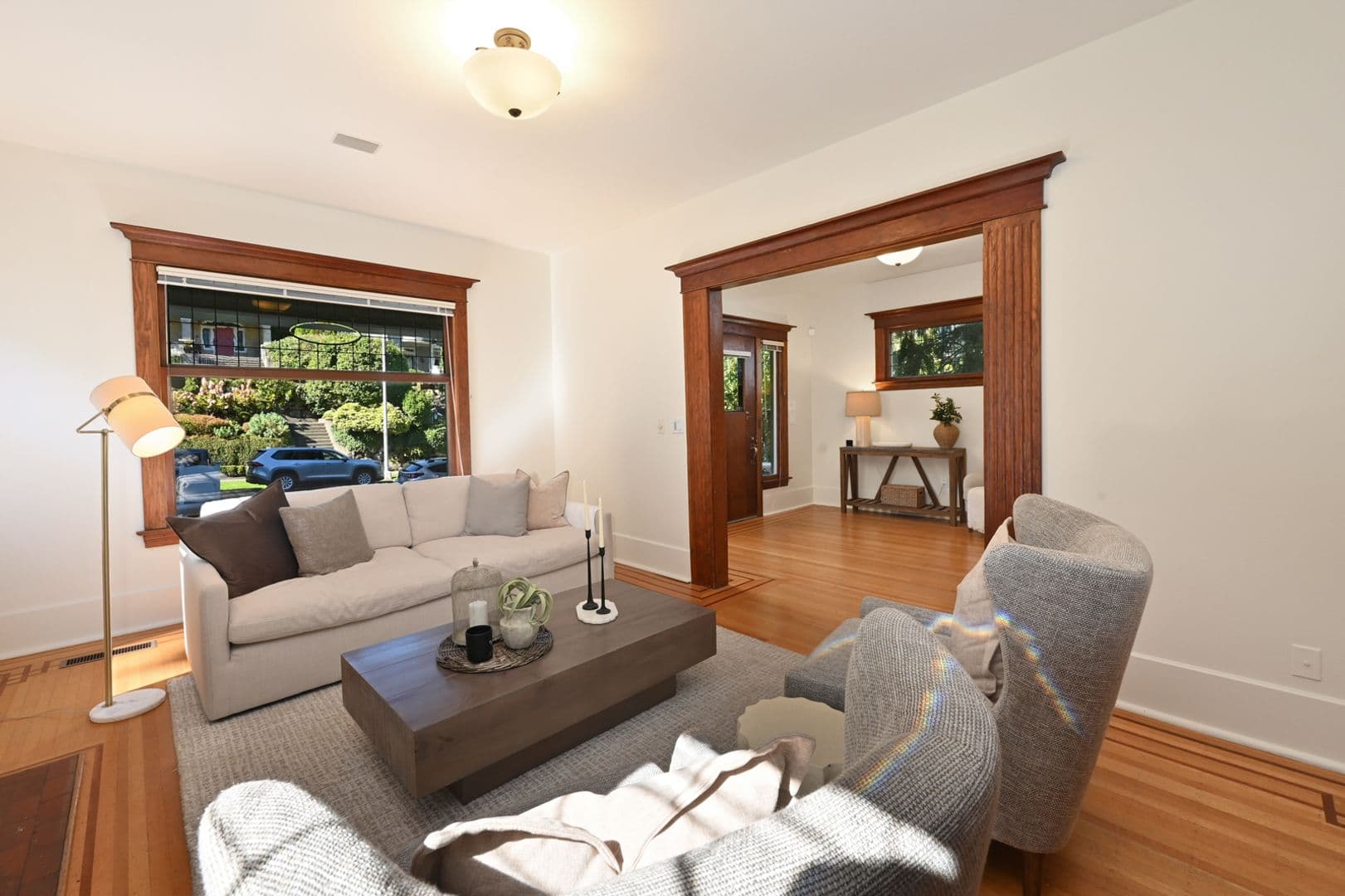 Seattle House: 938 18th Ave E