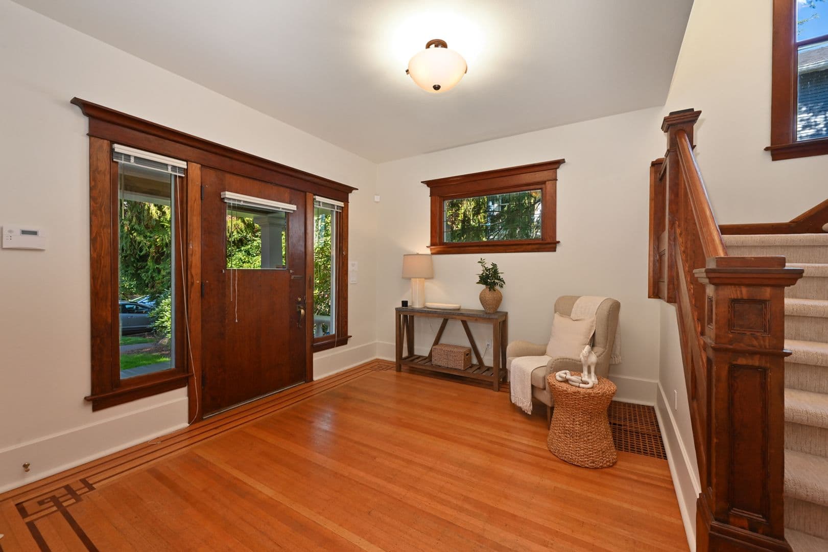 Seattle House: 938 18th Ave E