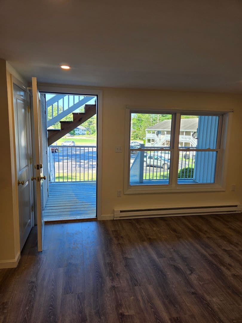 Newmarket Apartment: 12 Salmon Street