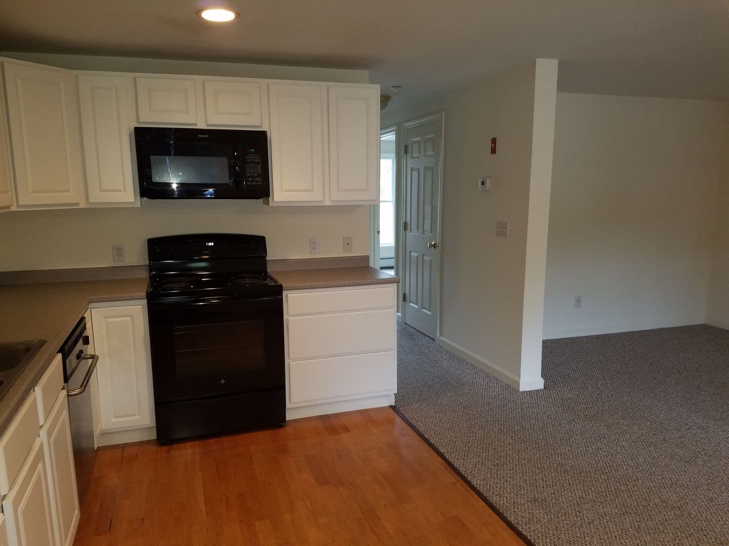 Newmarket Apartment: 3 Bennett Way