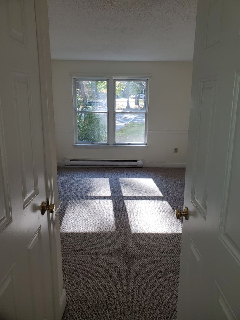 Newmarket Apartment: 26H Piscassic Street