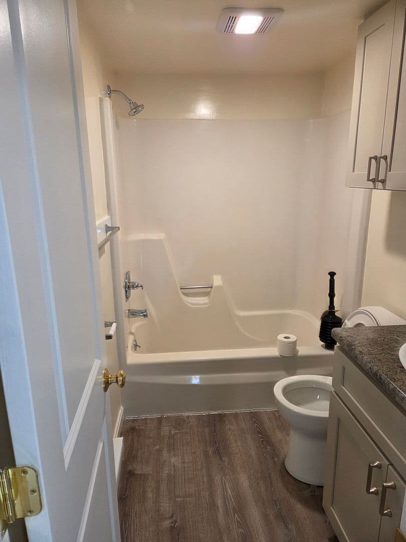 Newmarket Apartment: 12 Salmon Street