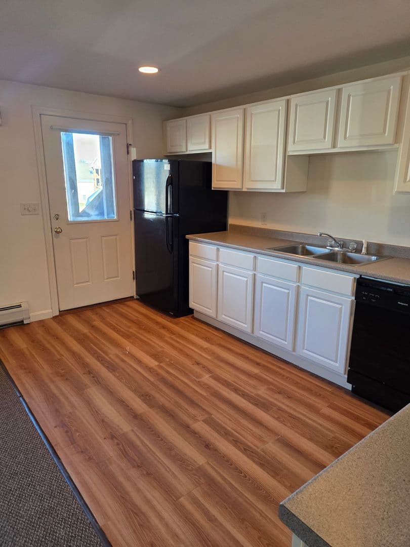 Newmarket Apartment: 3 Bennett Way
