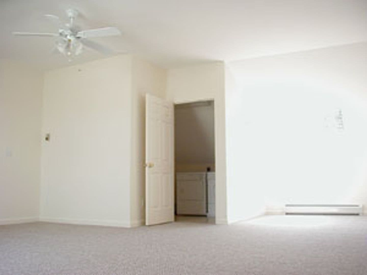Newmarket Apartment: 3 Bennett Way