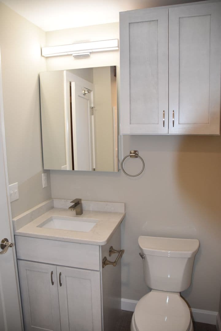 Newmarket Apartment: 4 Bay Road