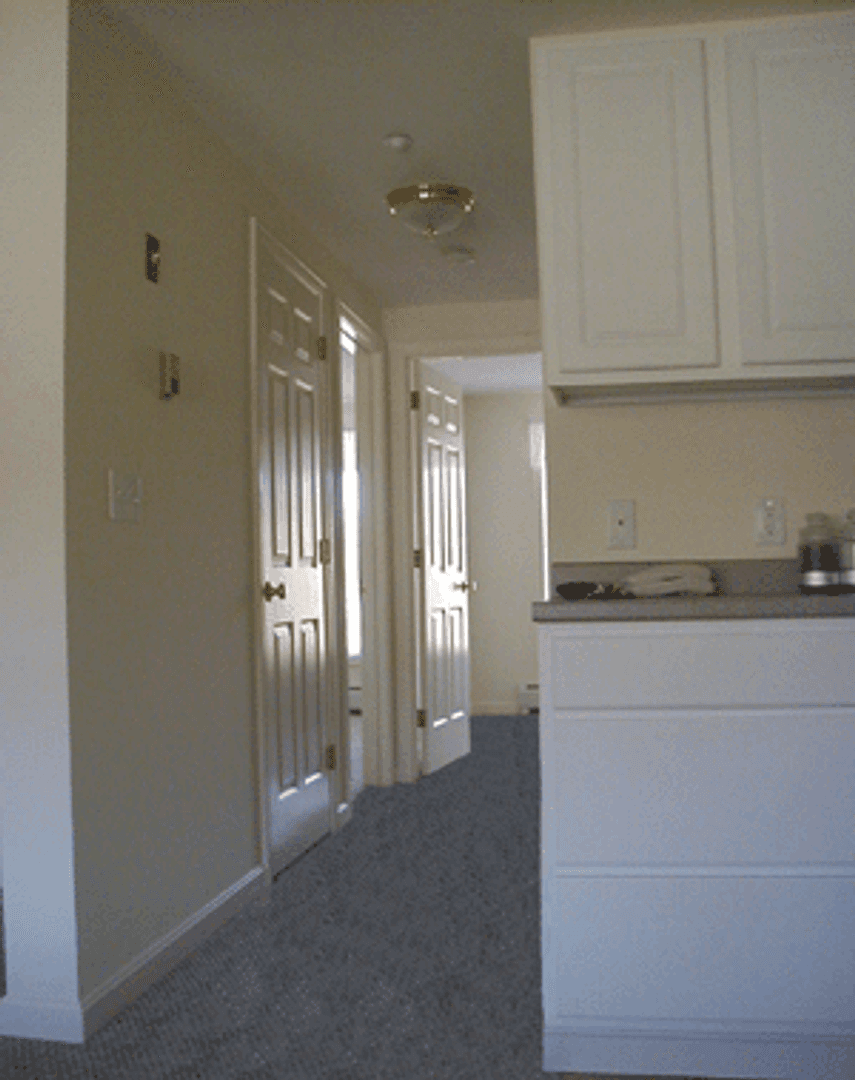 Newmarket Apartment: 3 Bennett Way