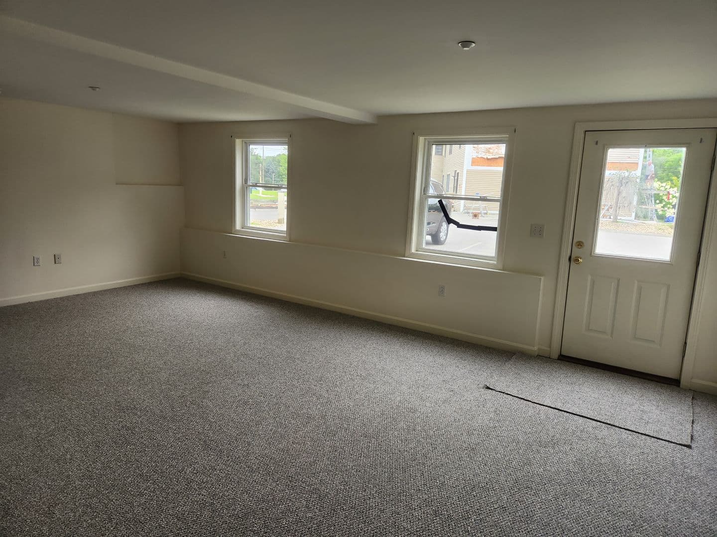 Newmarket Apartment: 3 Bennett Way