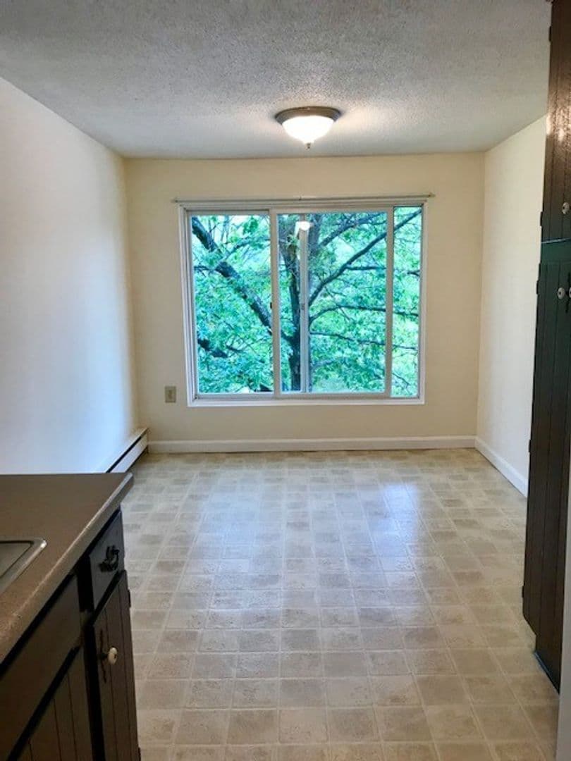 Newmarket Apartment: 26H Piscassic Street