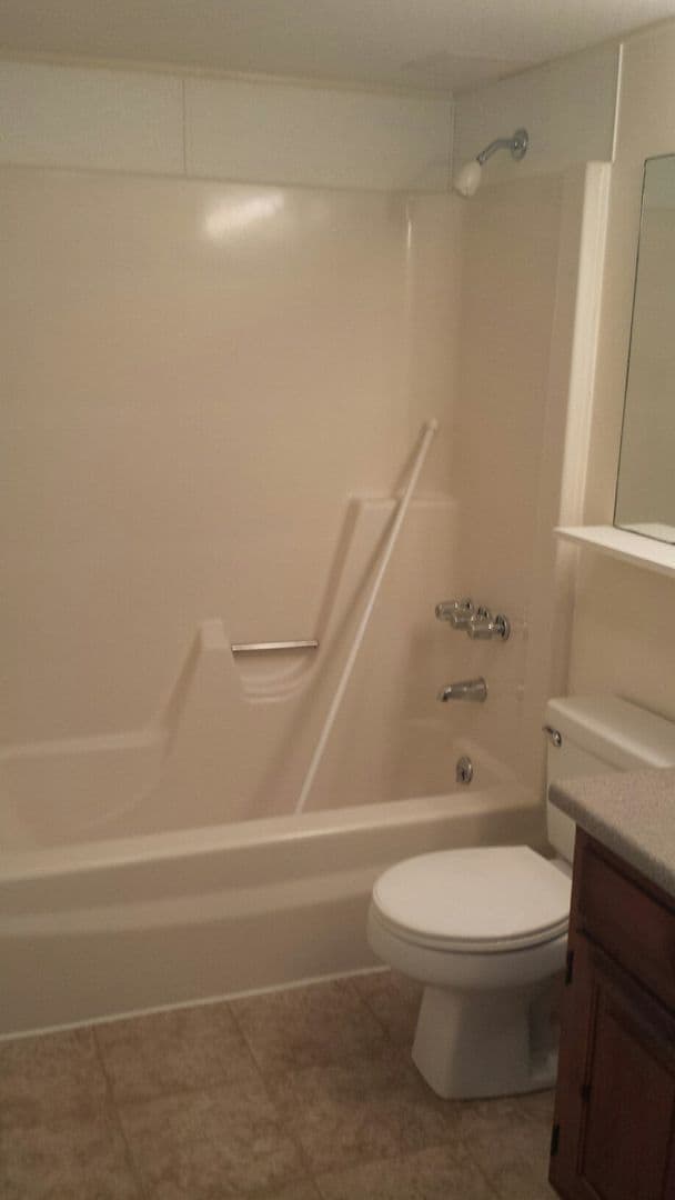 Newmarket Apartment: 26H Piscassic Street