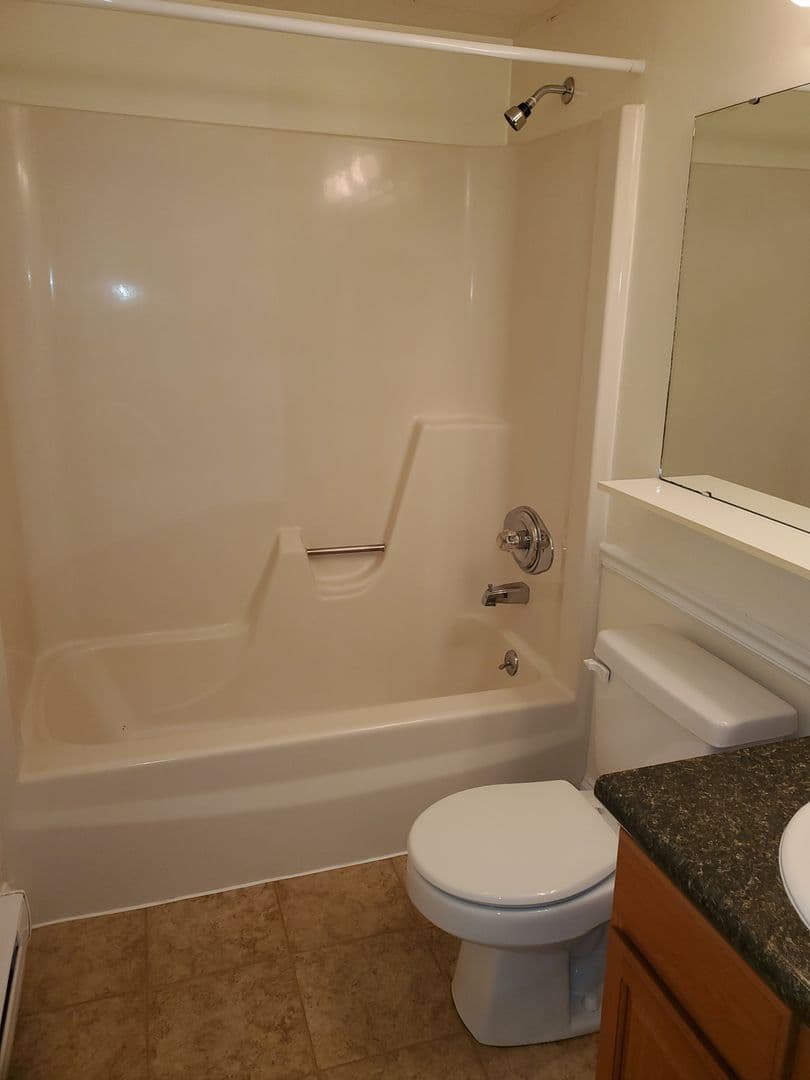 Newmarket Apartment: 26H Piscassic Street