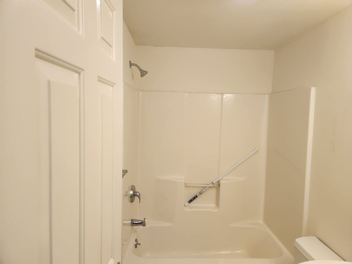Newmarket Apartment: 3 Bennett Way