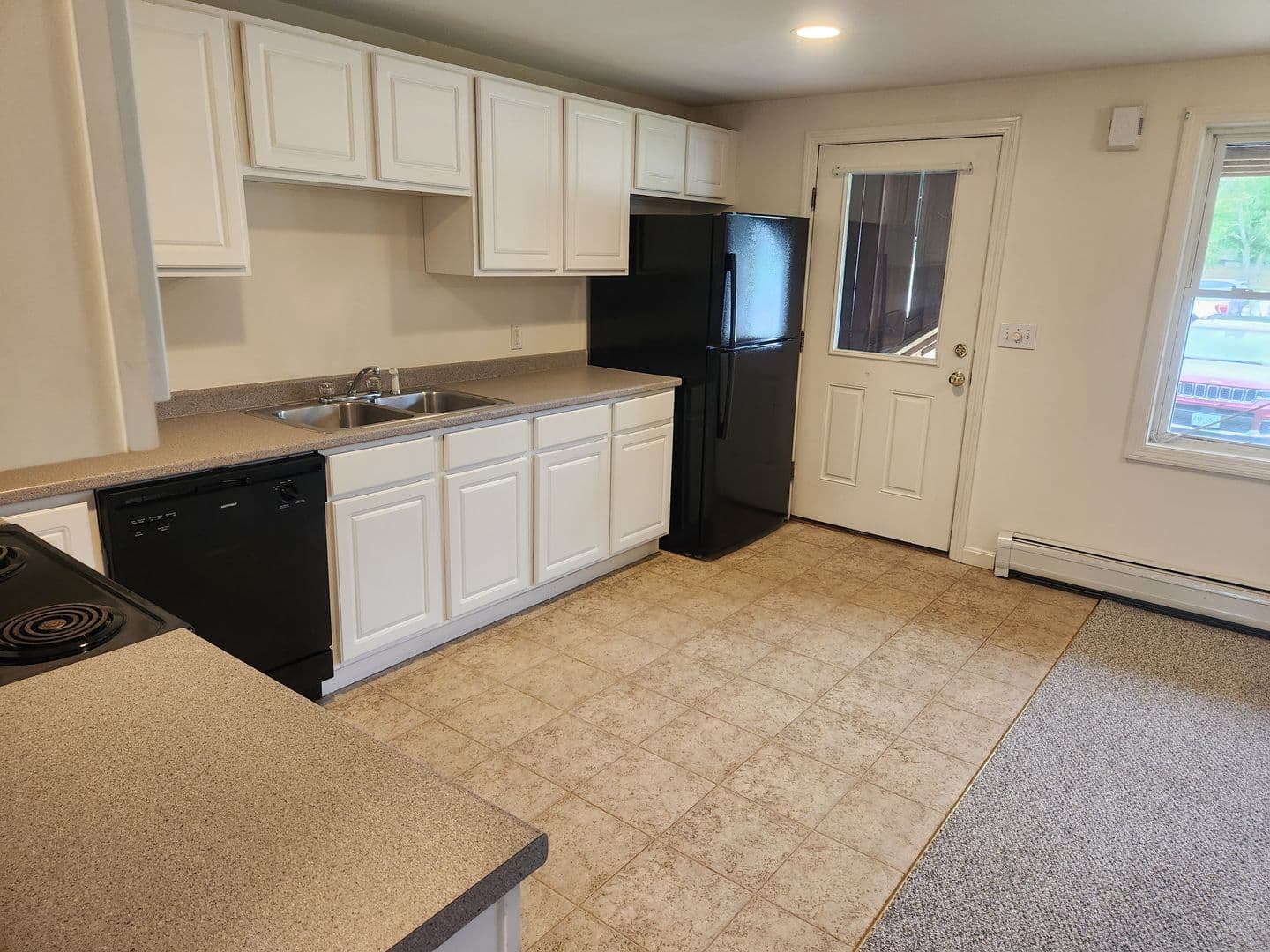 Newmarket Apartment: 3 Bennett Way