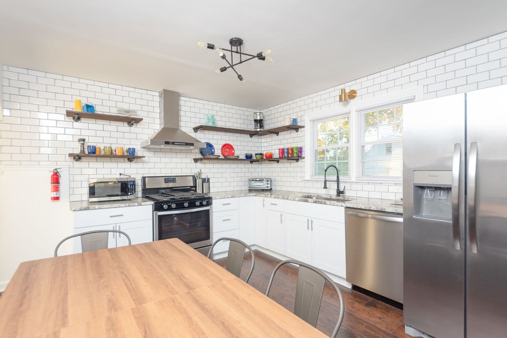 Millersville House: 7 Circle Rd