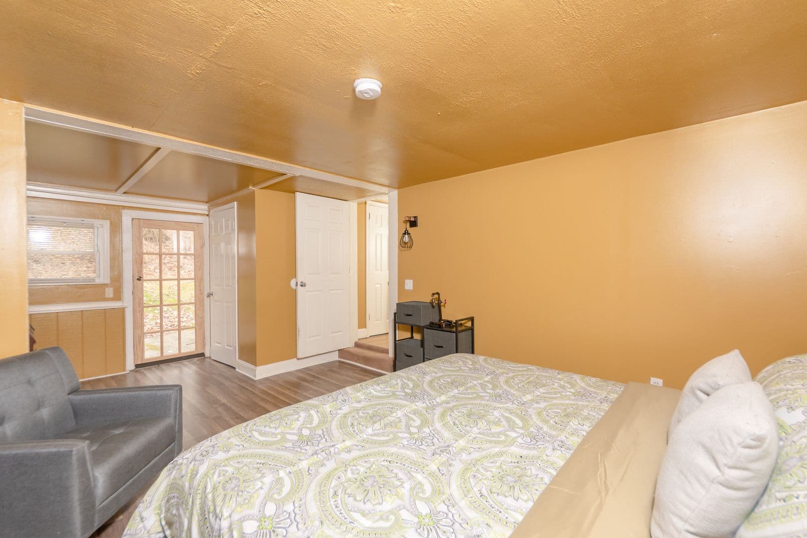 New Providence House: 4 East Miller Road
