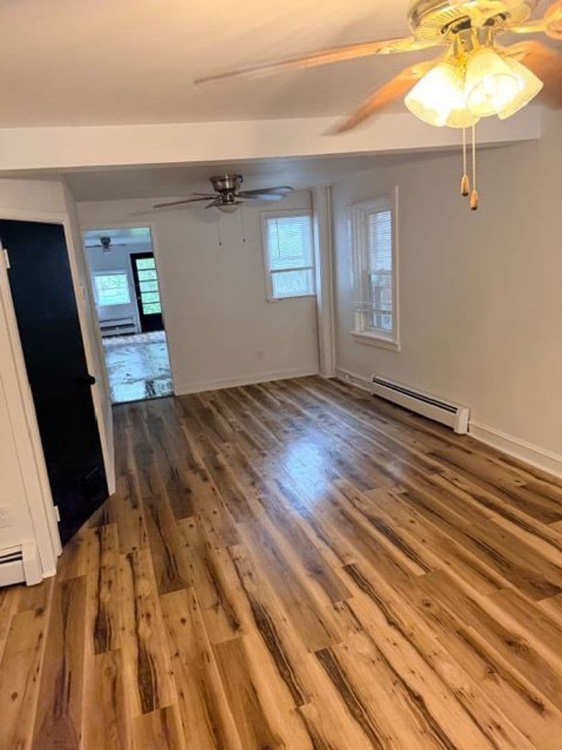 Ephrata House: 59 East Franklin Street